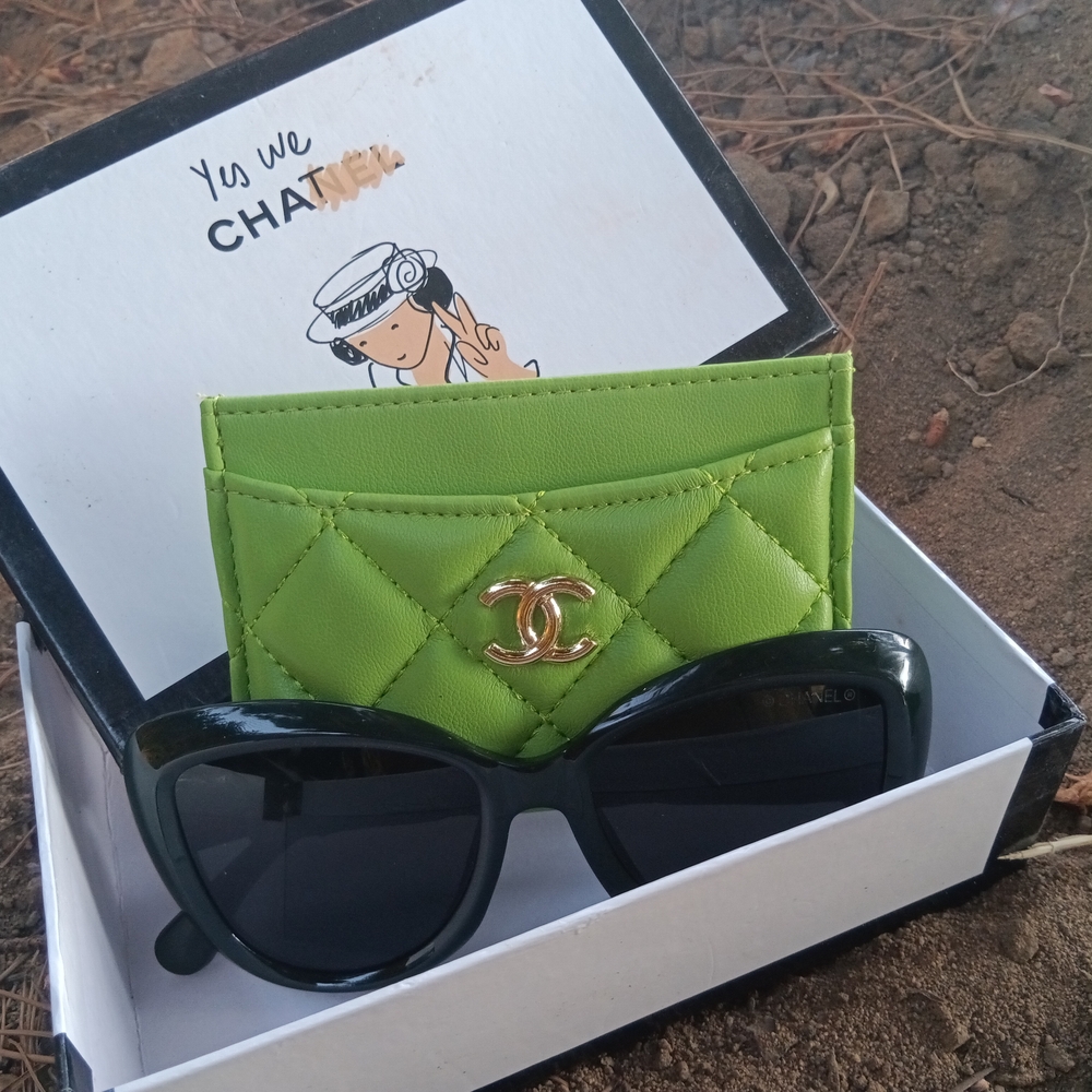 CHANEL Black Sunglasses with Green Card Holder